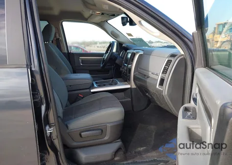 2017 Ram 1500 Lone Star 4X2 5'7 Box z USA, uszkodzony, nr VIN 3C6RR6LT8HG796677